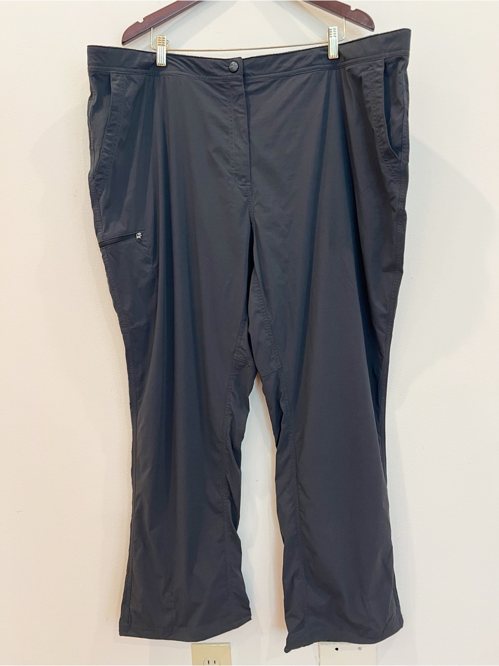 LL Bean Pants Womens 24W Gray Comfort Trail Hiking UPF40 Stretch Wicking NEW